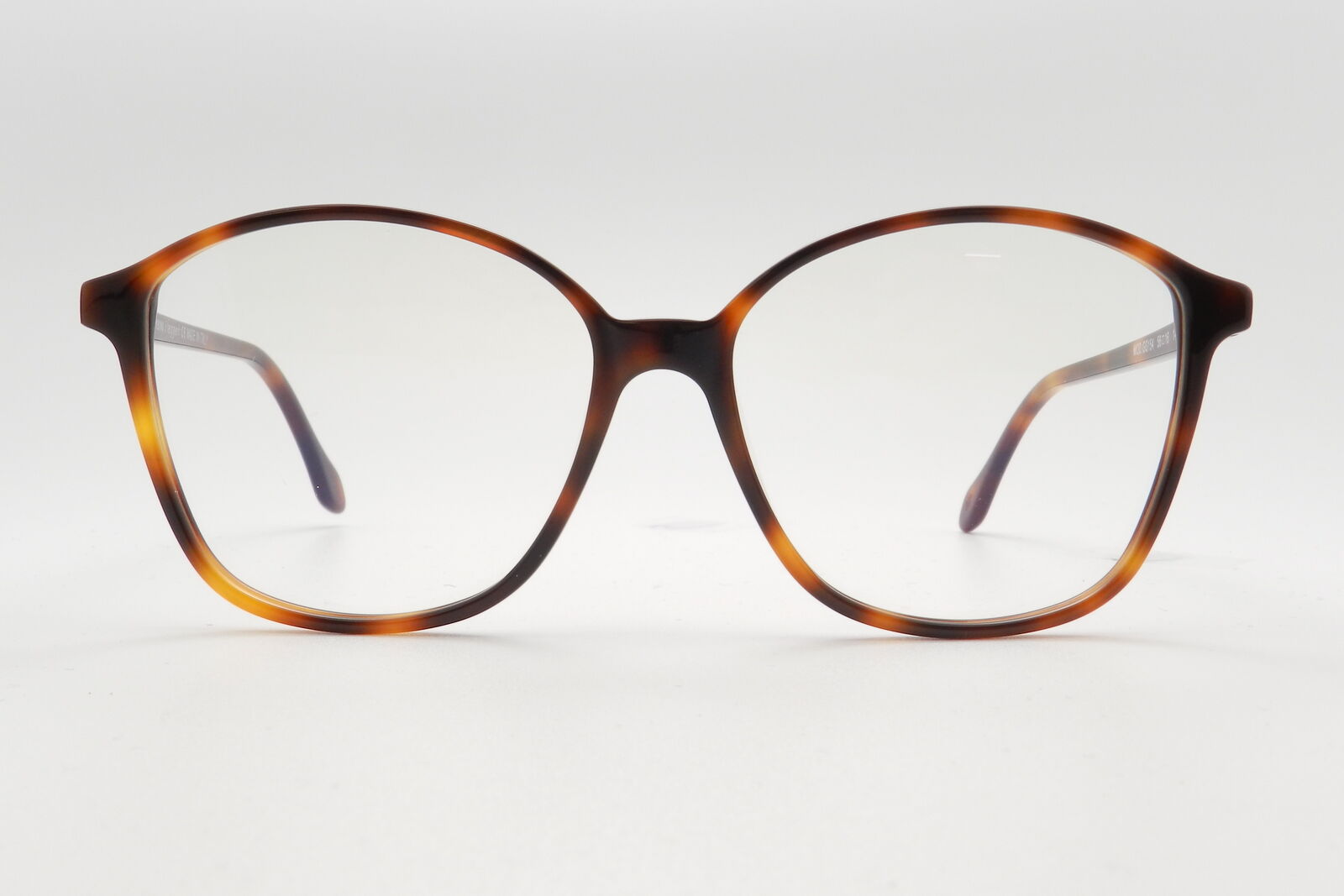 I LEGGERI:GG154 - ACETATE (56-16) | Red88 Eyewear